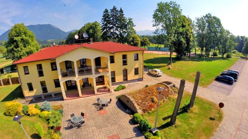 Wellness Villa Liptov Липтовска-Сиельница Экстерьер фото